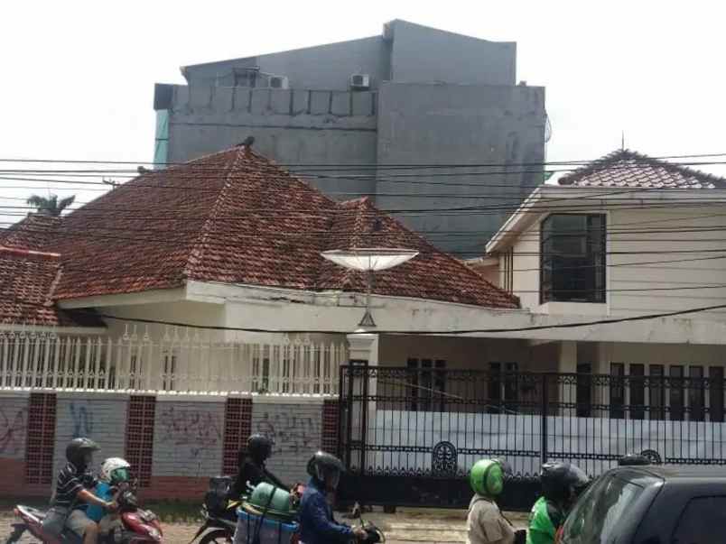 prime land menteng pinggir jalan raya proklamasi