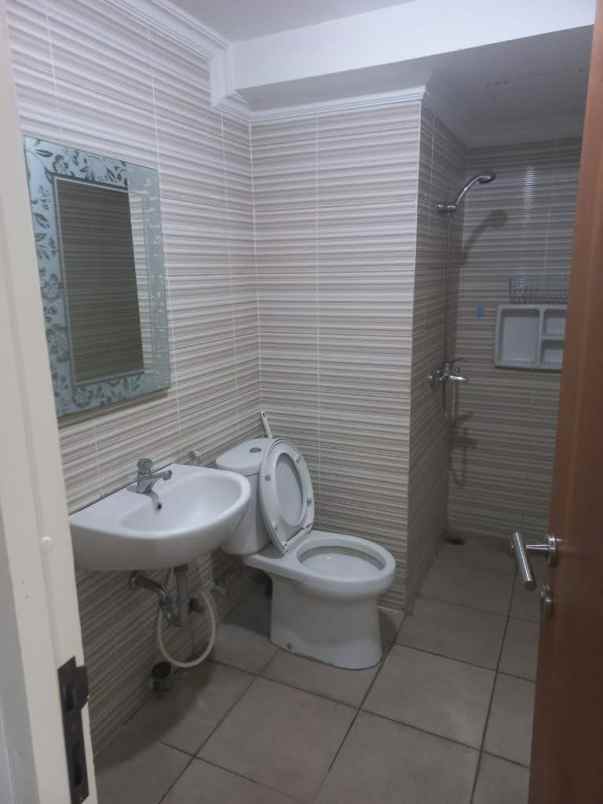 puncak bukit golf full furnish tower b lantai 12 nego