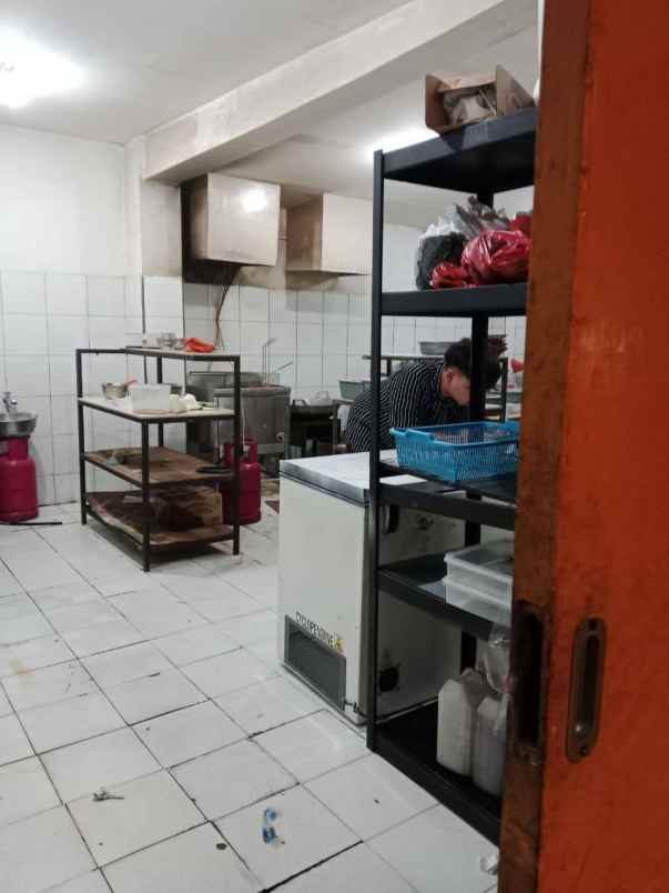 ruko gandeng 3 5 lantai di palem lestari jkt barat