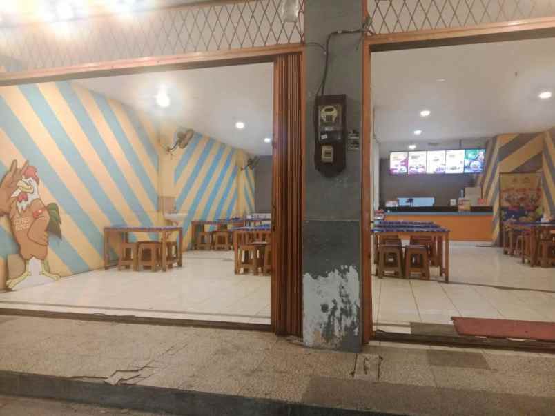 ruko gandeng 3 5 lantai di palem lestari jkt barat