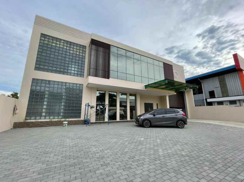 ruko gudang kantor jl industri delta silicon