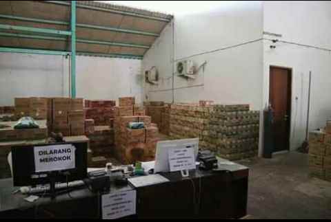 ruko gudang kantor tepi jalan raya jogja solo