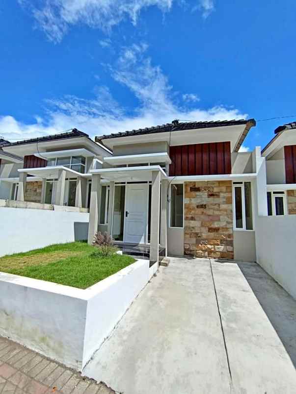 rumah 1 lantai 600 jutaan lokasi di sukun malang