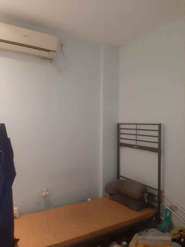 rumah 2 lantai di citra garden 3 jkt barat