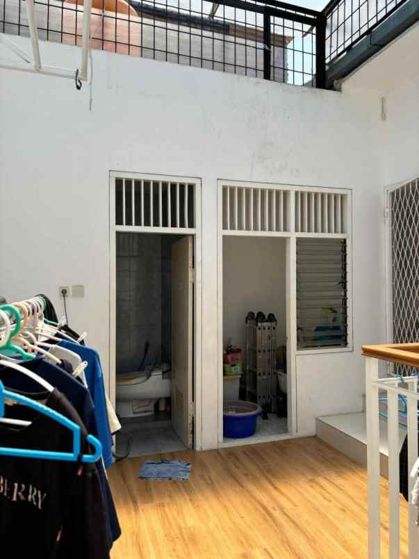 rumah 2 lantai di citra garden 3 jkt barat