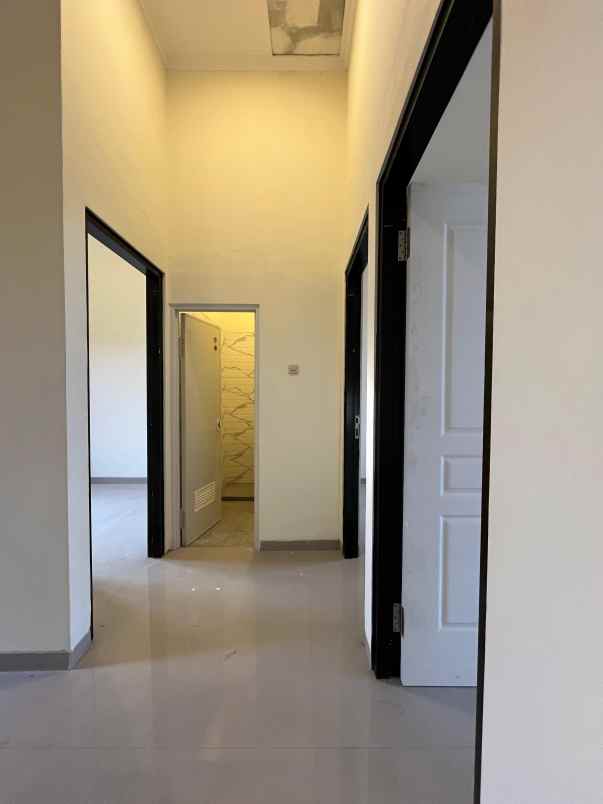 rumah 2 lantai disurabaya timur