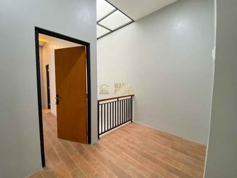 rumah 2 lantai siap huni utara jogja bay di sleman