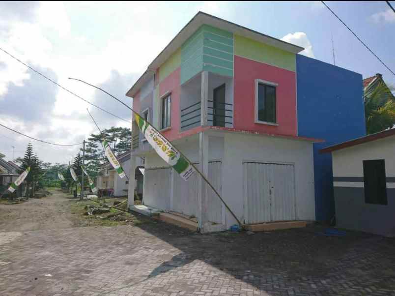 rumah 200jt an pinggir jalan dekat kota free shm