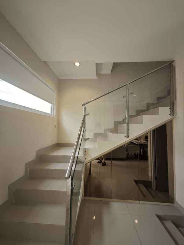 rumah 2lantai siap huni di kota bogor