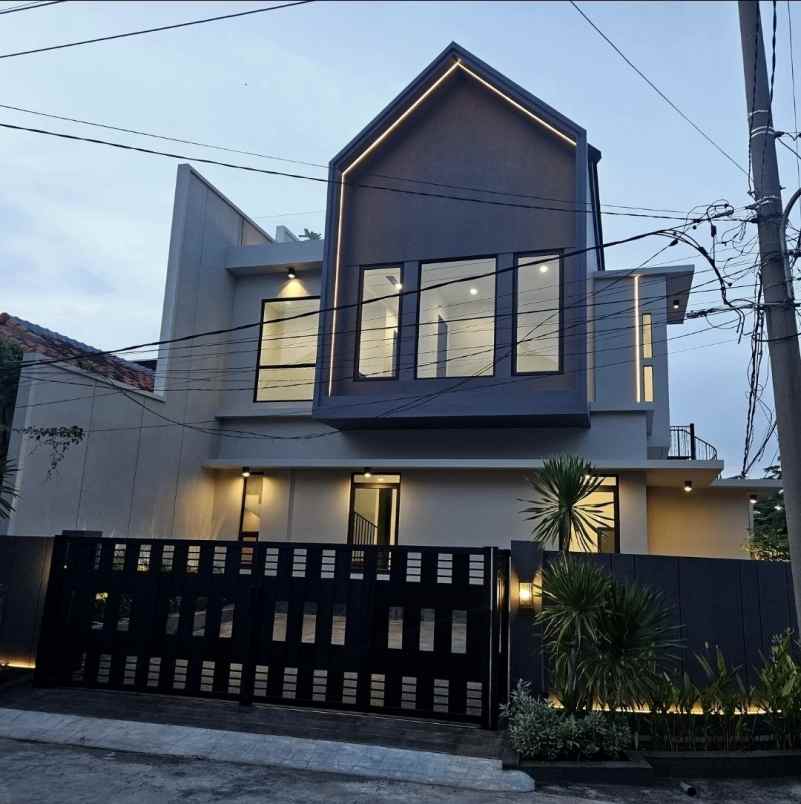 rumah babatan pantai new gress modern strategis