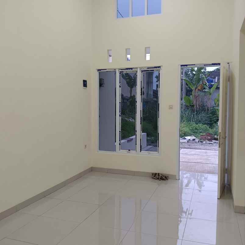 rumah bagus dekat unpam harga terjangkau di buaran