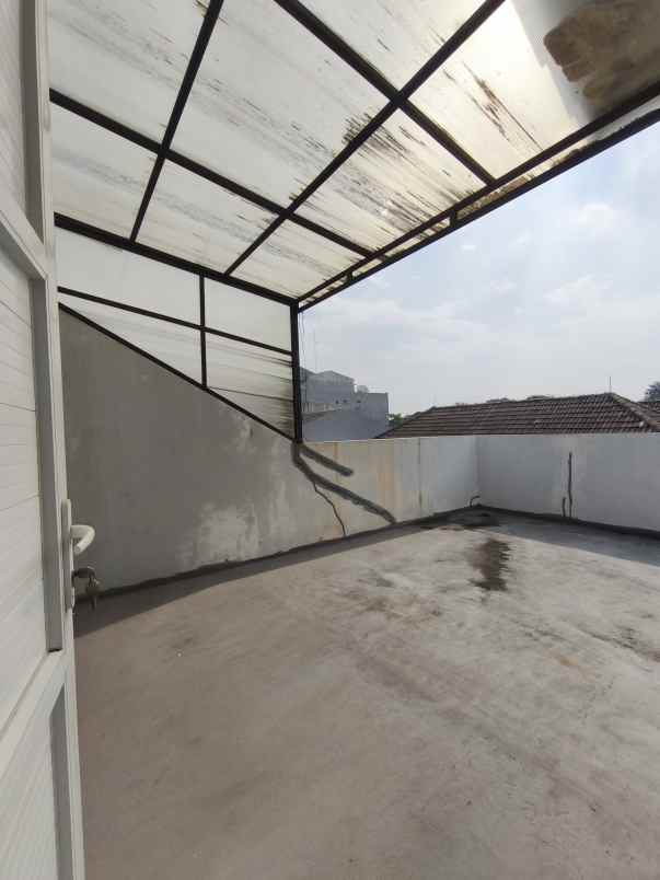 rumah bagus furnished shm cideng jakarta pusat