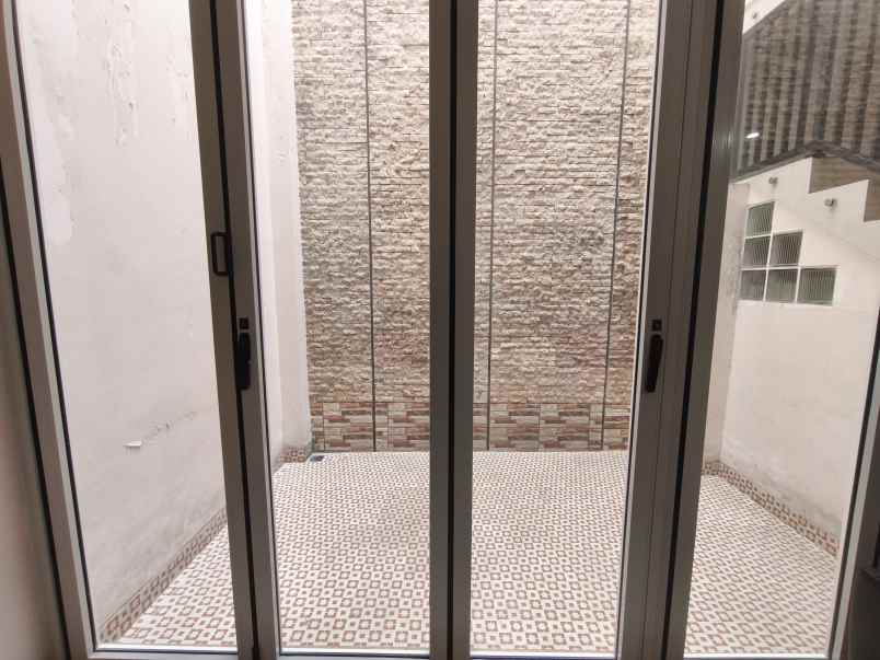 rumah bagus furnished shm cideng jakarta pusat