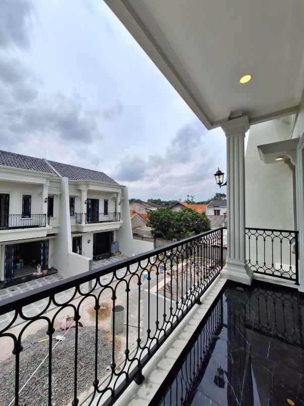 rumah baru 2 lantai dekat stasiun lrt cibubur