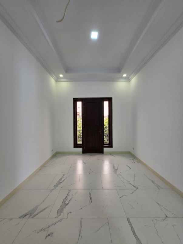 rumah baru dalam komplek di pondok kelapa jaktim