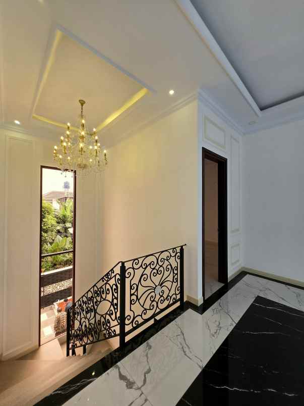 rumah baru dalam komplek di pondok kelapa jaktim