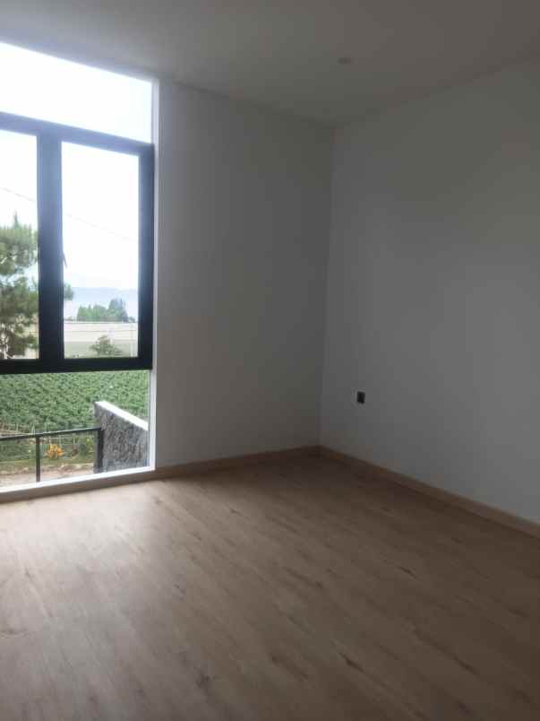 rumah baru di setiabudi regency bandung utara