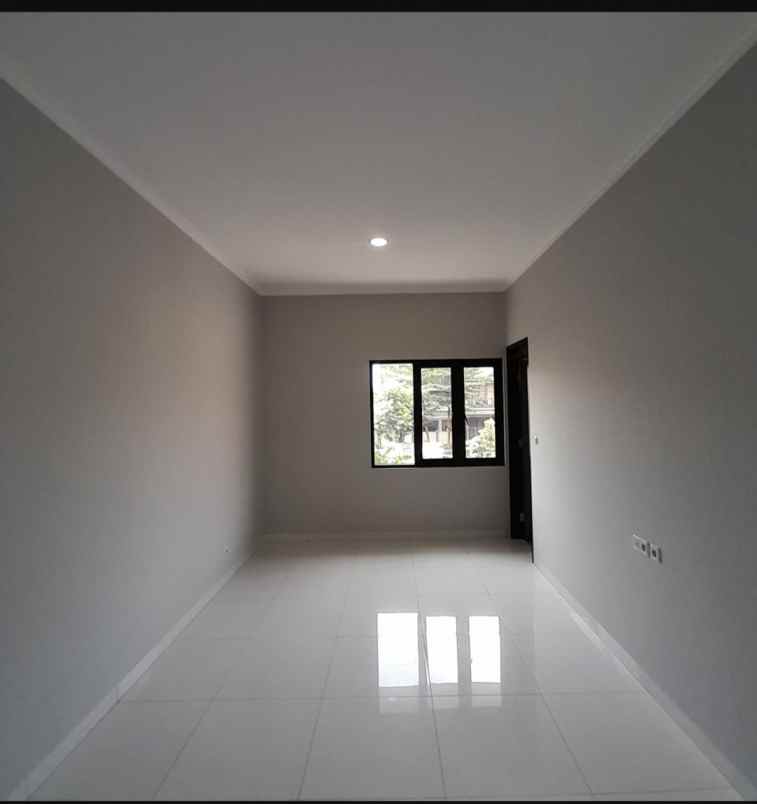rumah baru siap huni di jalan kembar bandung