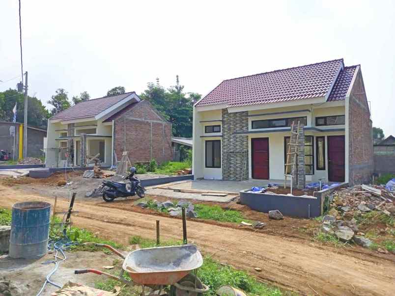 rumah cakep strategis tengah kota salatiga