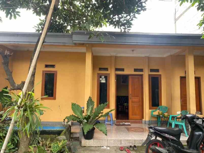 rumah cipamokolan