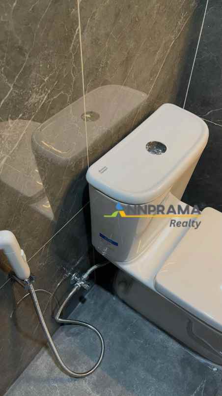 rumah cluster 2 5 lantai kebagusan jakarta selatan
