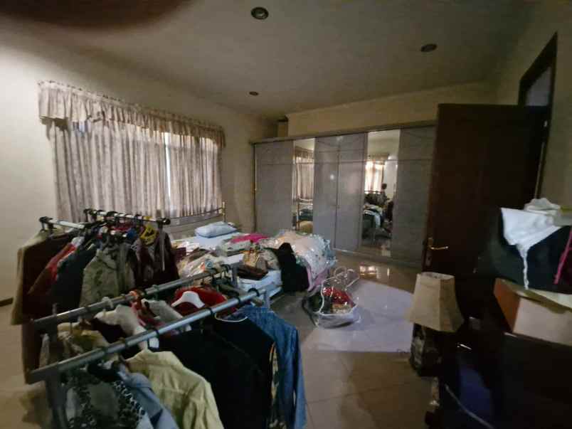 rumah di lokasi strategis di gegerkalong bandung