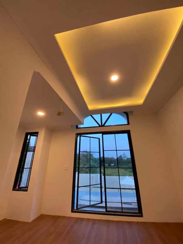 rumah di serpong bsd 2 lantai termurah