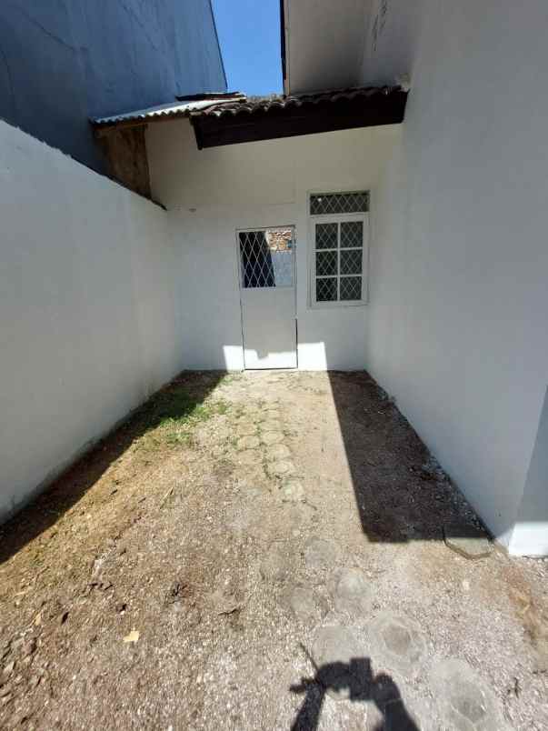 rumah di sewakan komplek arcamanik kota bandung