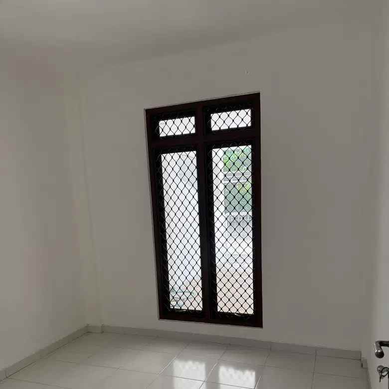 rumah dijual baru renov lokasi di cinere depok