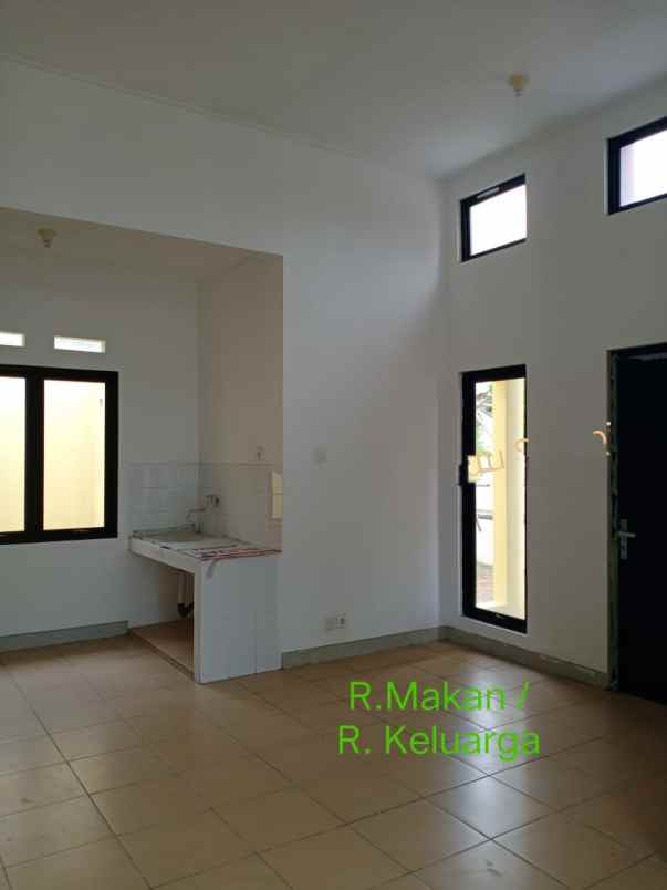 rumah dijual cluster atlantis