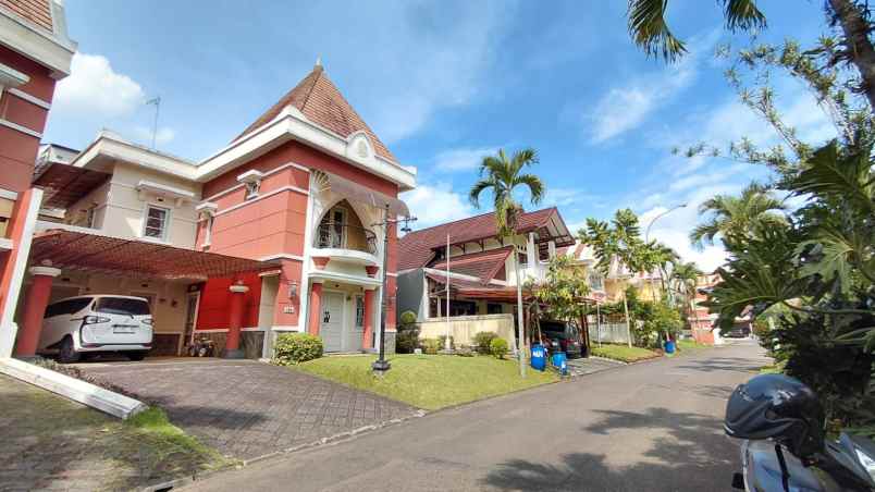 rumah exclusive prv gegerkalong jarang ada taman besar