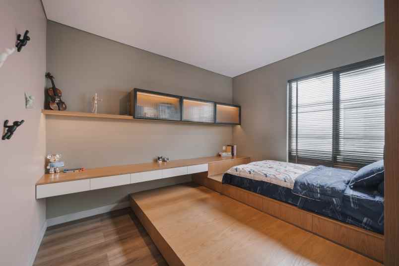 rumah full furnished mewah jakarta timur