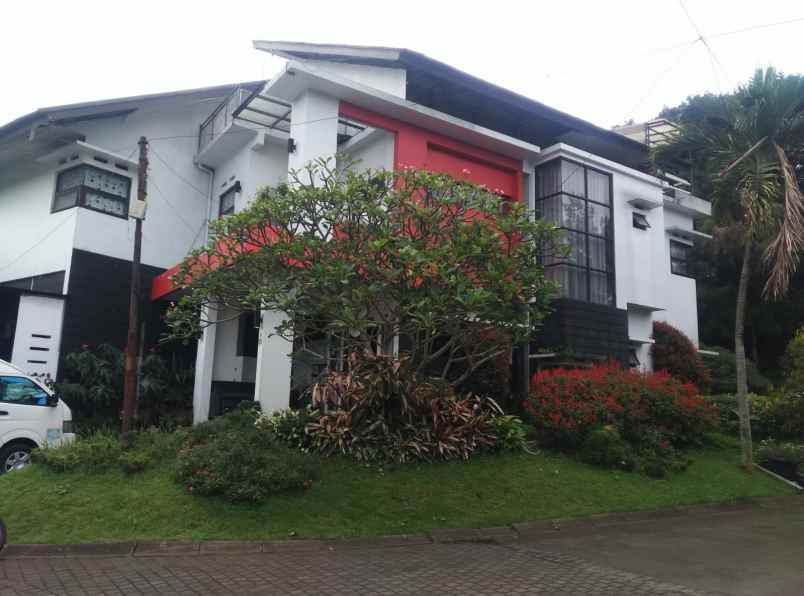 rumah gegerkalong bandung jawa barat