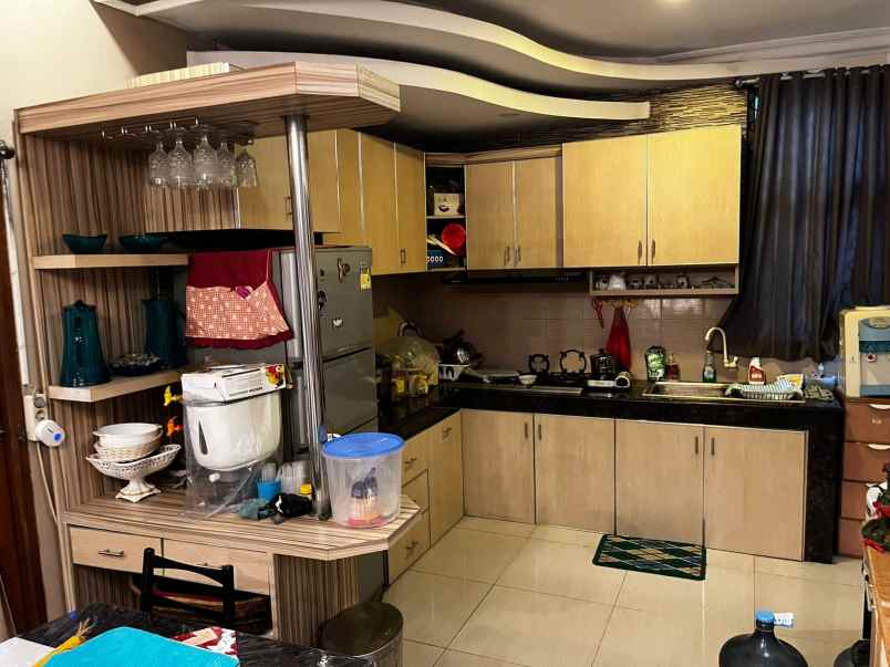 rumah hook dekat summarecon di duta harapan bekasi