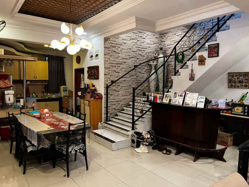 rumah hook dekat summarecon di duta harapan bekasi