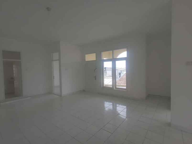 rumah hook siap huni di beji kota depok
