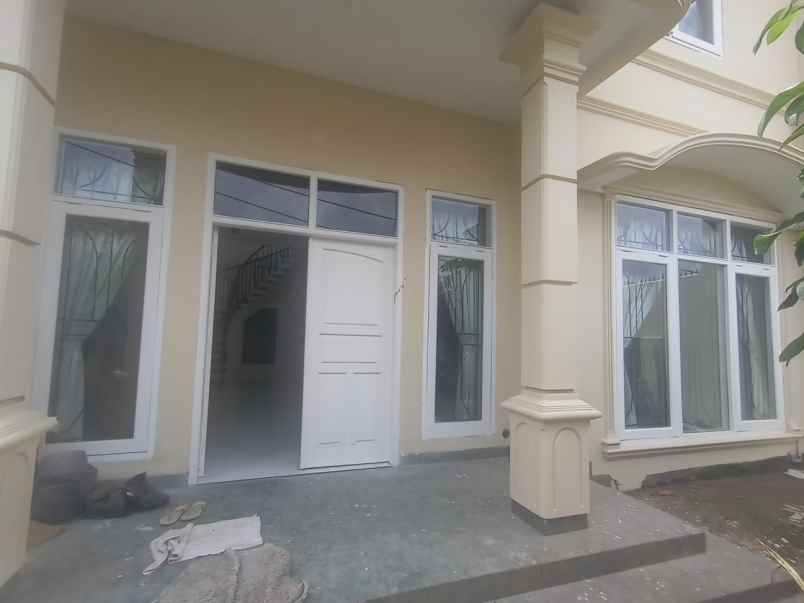 rumah hook siap huni di beji kota depok