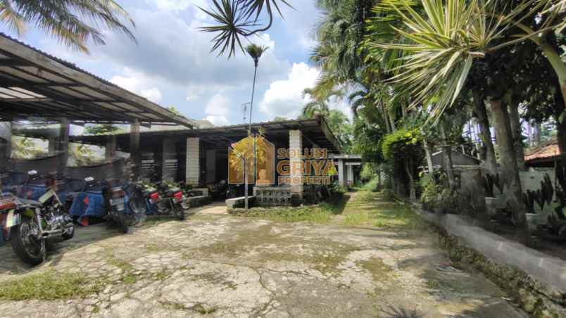 rumah jalan raya ciomas