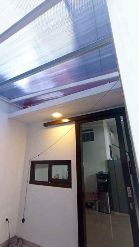 rumah jl cisaranten kulon