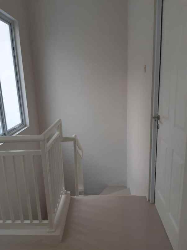 rumah jl magnolia babakan setu