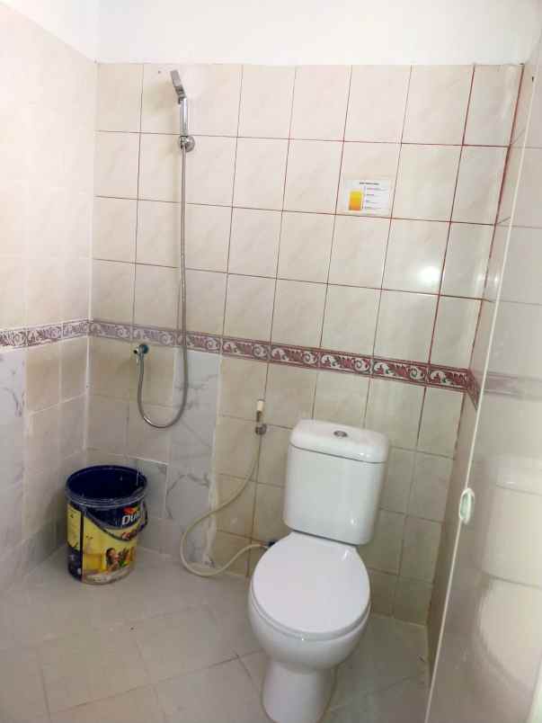 rumah jln raya pahlawan cinangka