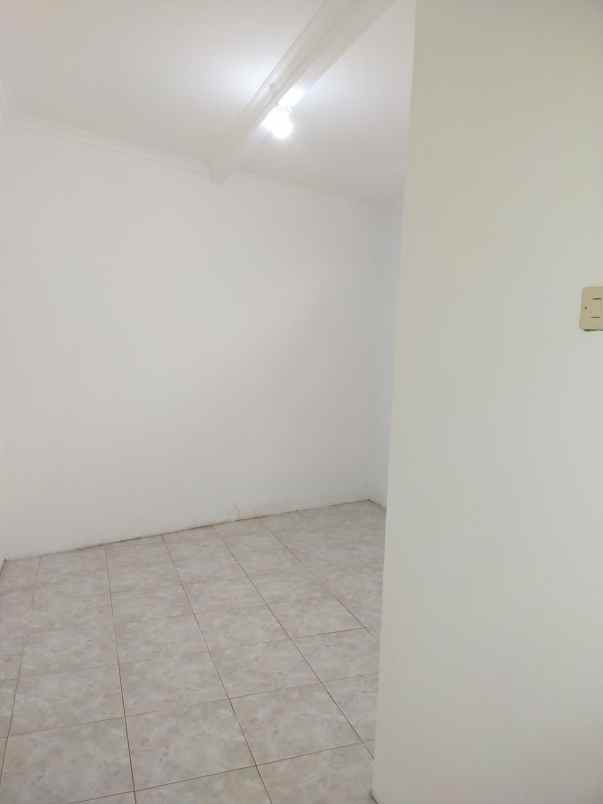 rumah jln raya pahlawan cinangka