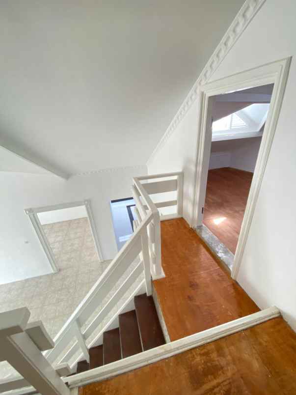 rumah jln raya pahlawan cinangka