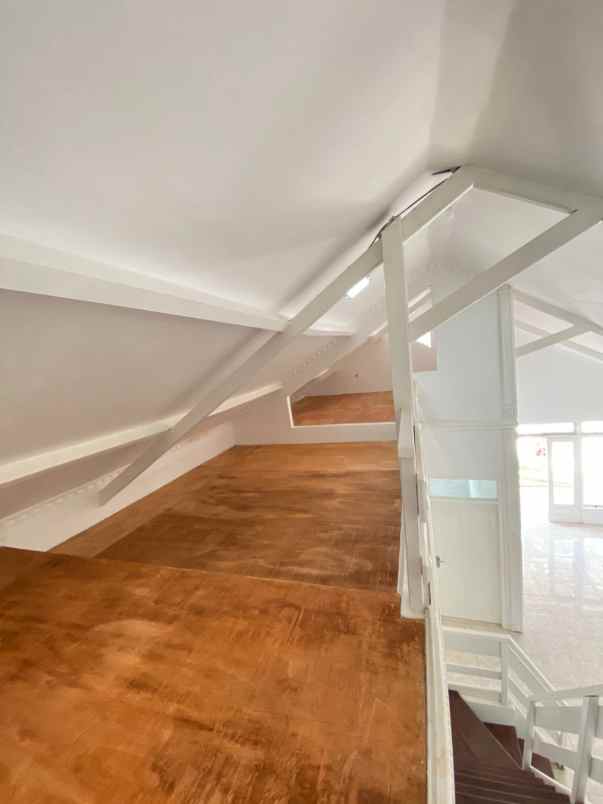 rumah jln raya pahlawan cinangka