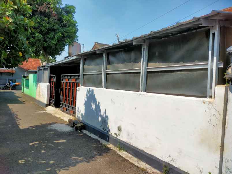 rumah jln srengseng sawah jagakarsa