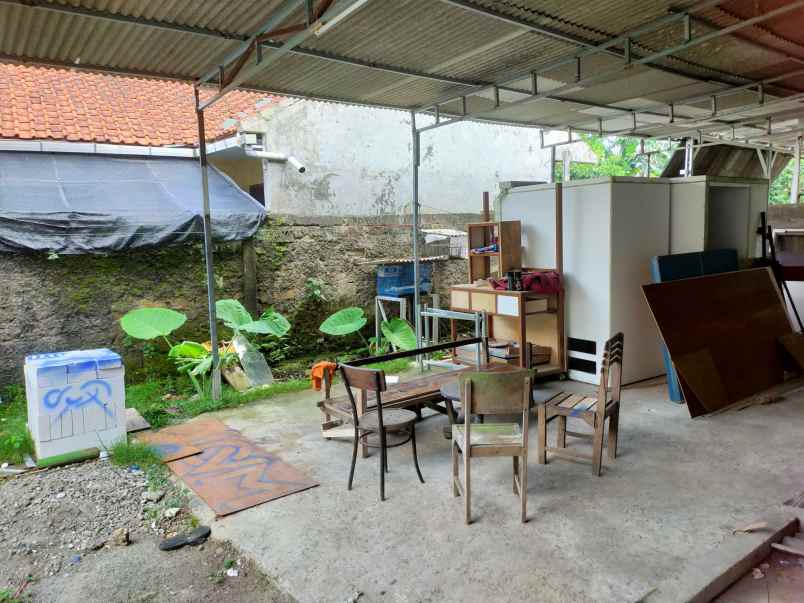 rumah jln srengseng sawah jagakarsa