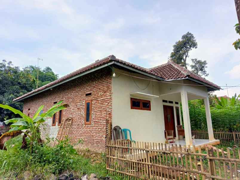 rumah kampung luas dan siap huni