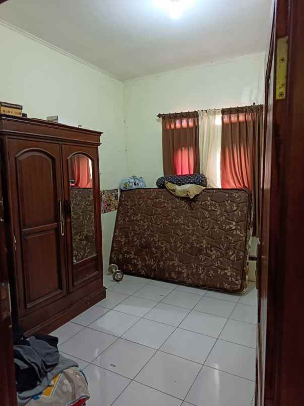 rumah kampung luas dan siap huni