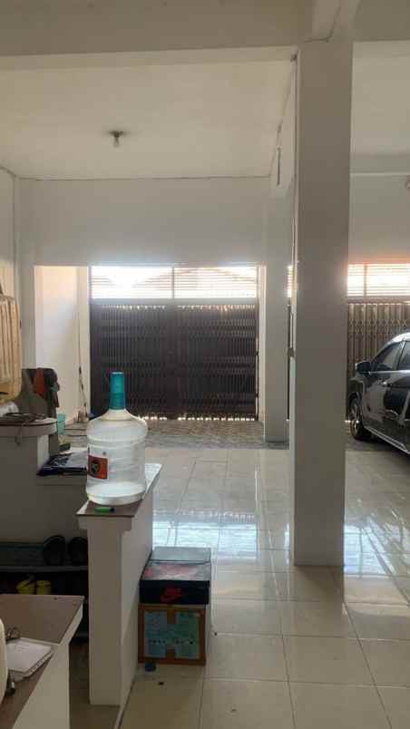 rumah karang asem 3 lantai minimalis murah