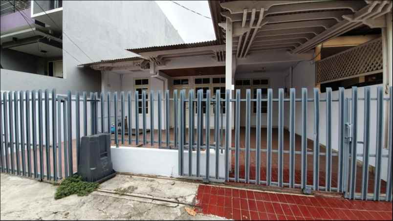 rumah kelapa lilin